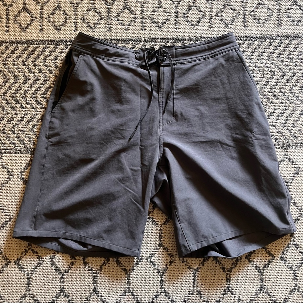 Ten Thousand Foundation Short 9 inch